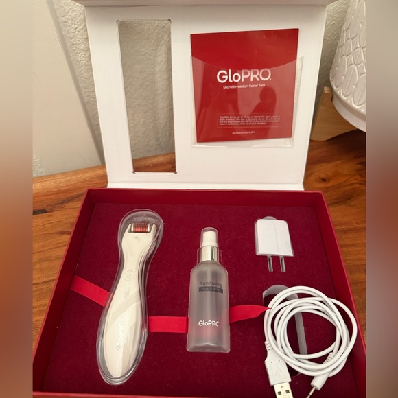 GloPRO Beauty Bio MicroNeedling Facial Tool - Picture 5 of 6